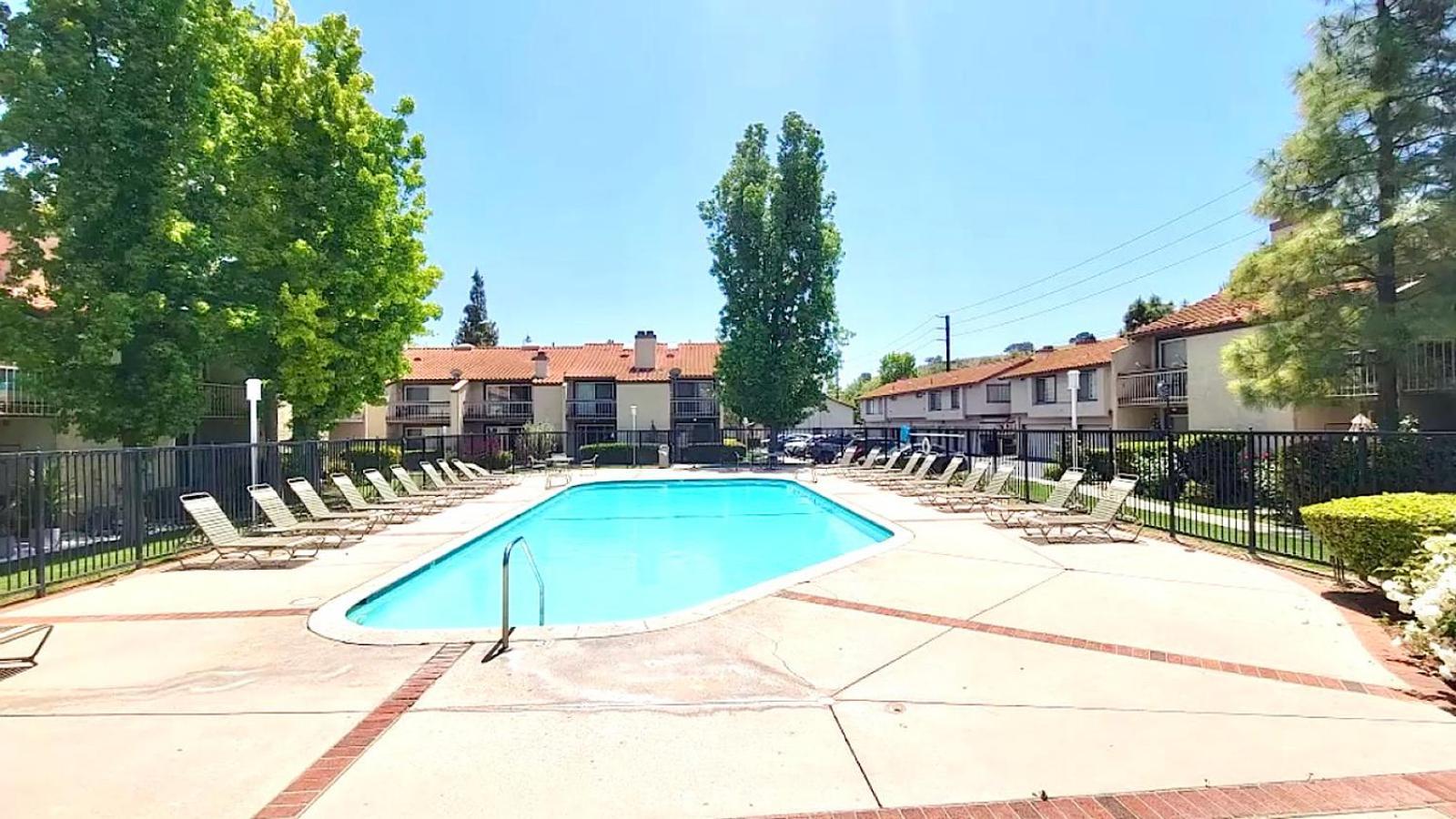 Beysicair Vacation Homes Calabasas Bagian luar foto
